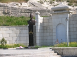 Бахчисарай. Памятник Исмаилу Гаспринскому (1851-1914)