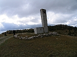 Памятник партизанам на кромке яйлы. Вид на ЮЗ