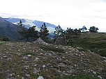 Панорама с кромки яйлы: обрывы Лапата, хребет Баланын-каясы, Никитский отрог