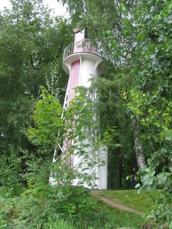  Петергоф. Старинный маяк 