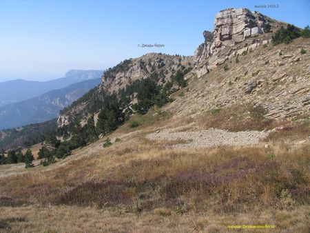 гора Джады-бурун и высота 1410,3 м Джунын-кош