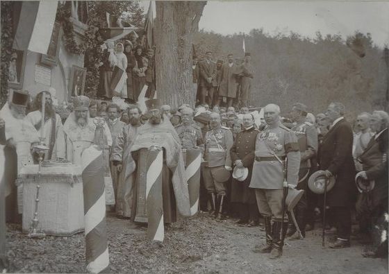 панихида  у фонтана Кутузова 27 апреля 1913 г.