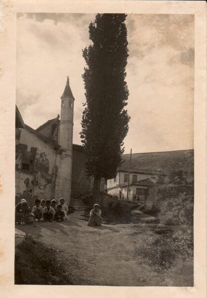 Минарет мечети прихода «Асма-Кую». Фото А.С. Башкирова 1924 г.